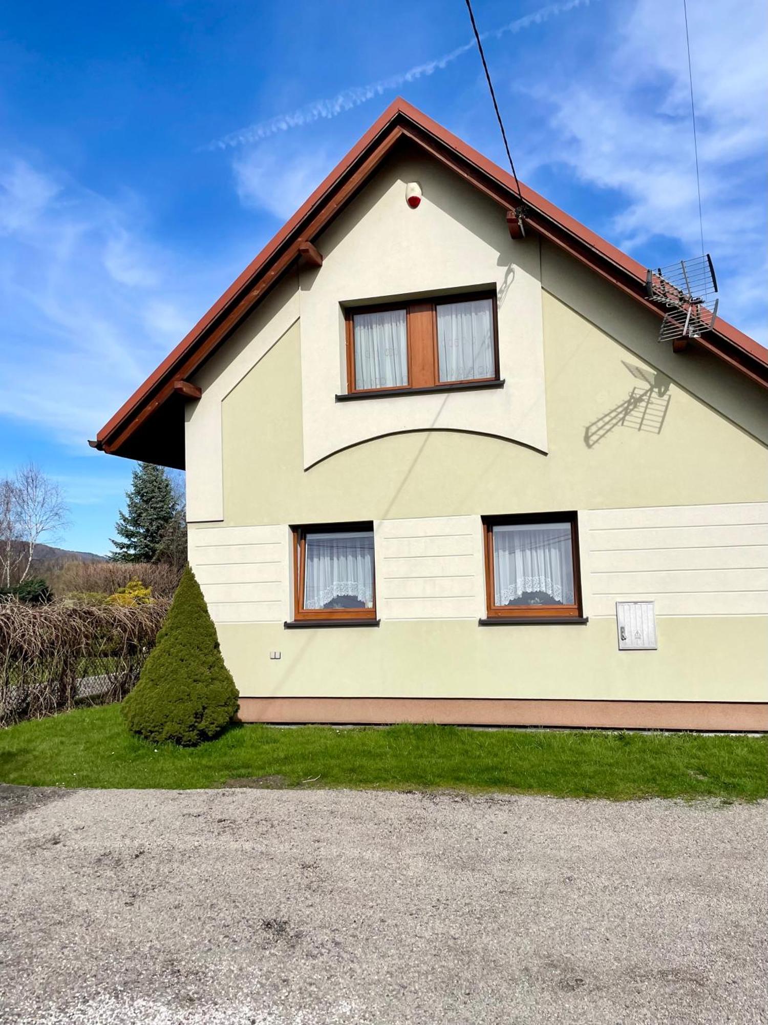Domek U Kacpra Jeleśnia Exterior foto